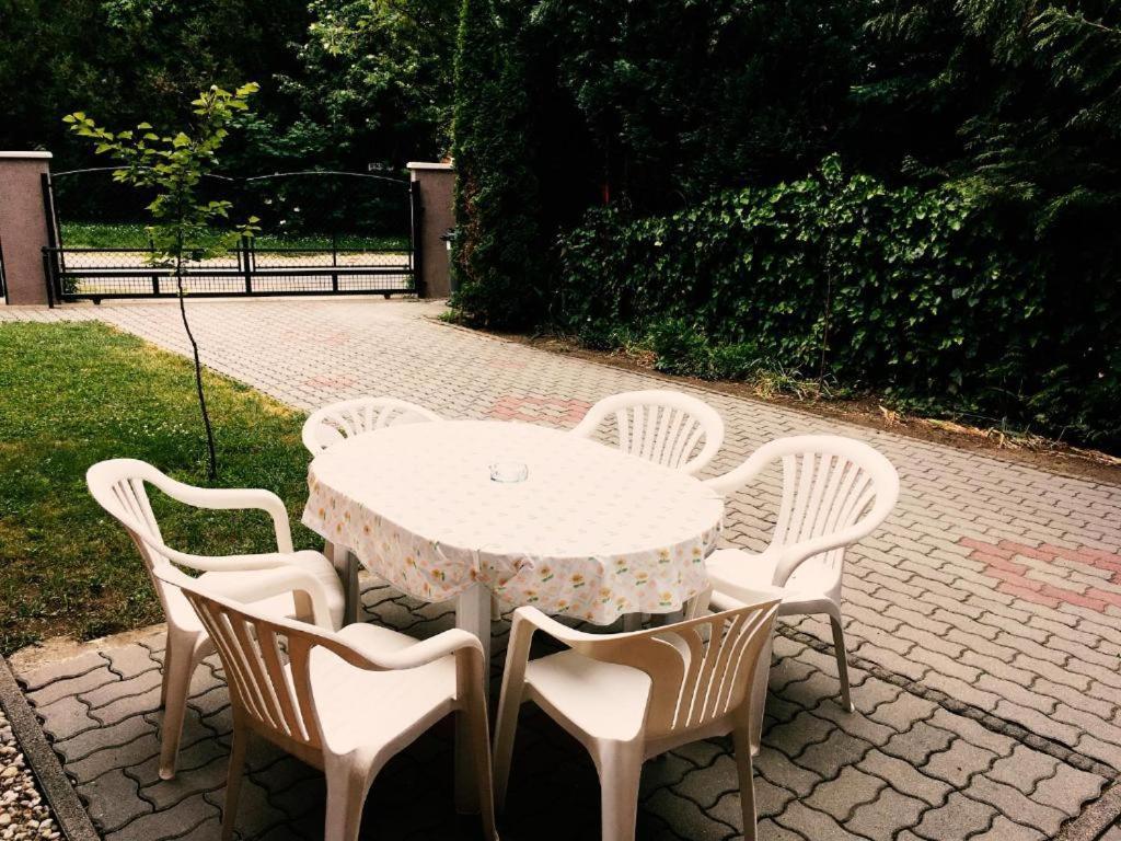 Lavender Apartment Siofok Ngoại thất bức ảnh